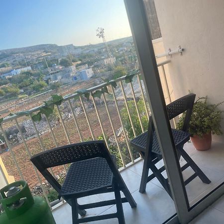 Mellieha Apartment Bagian luar foto